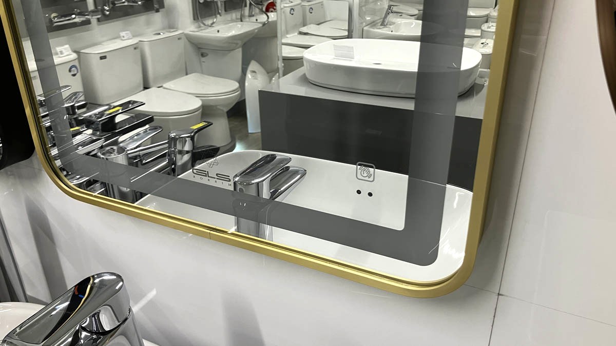 Gương led chữ nhật 50x70cm GLS ánh sáng trong khung viền nhôm