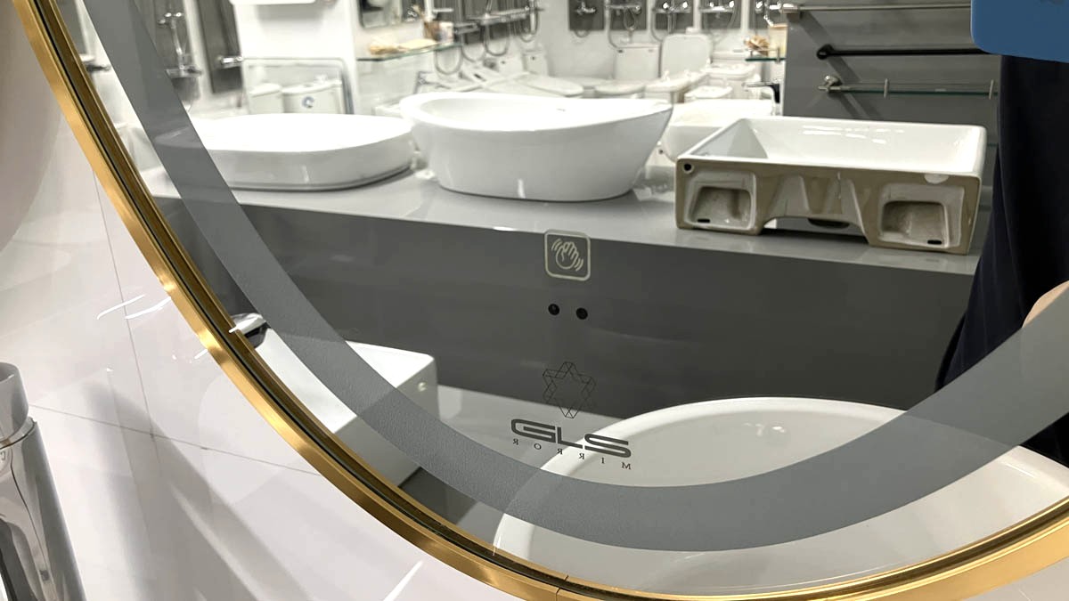 Gương led ellipes 50x70cm GLS ánh sáng trong khung viền nhôm