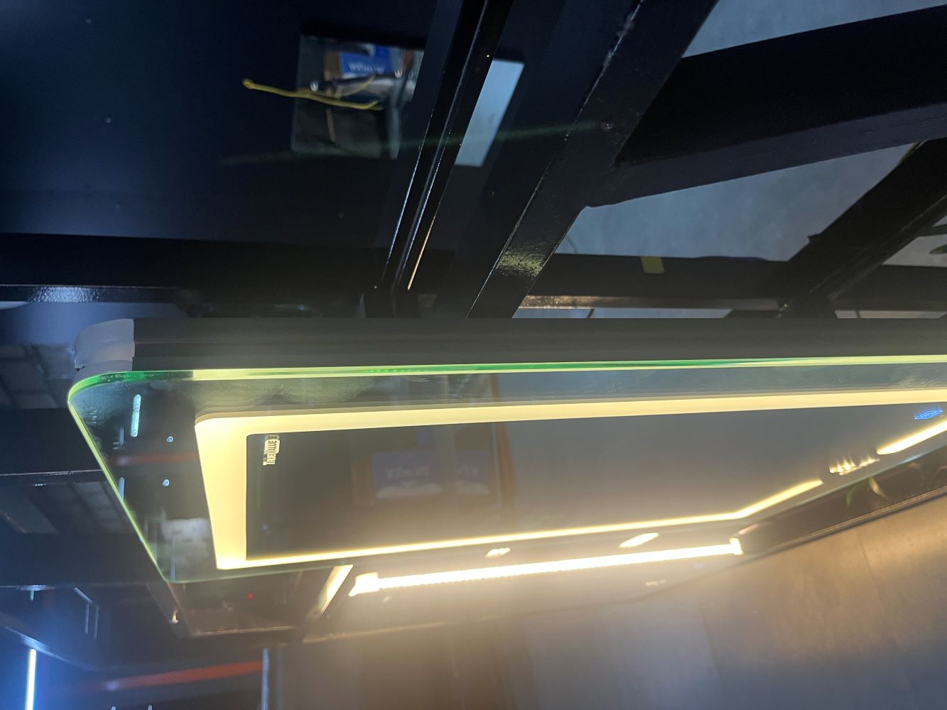 Gương Led GLS VQ35R58 chữ nhật đứng 60x80cm