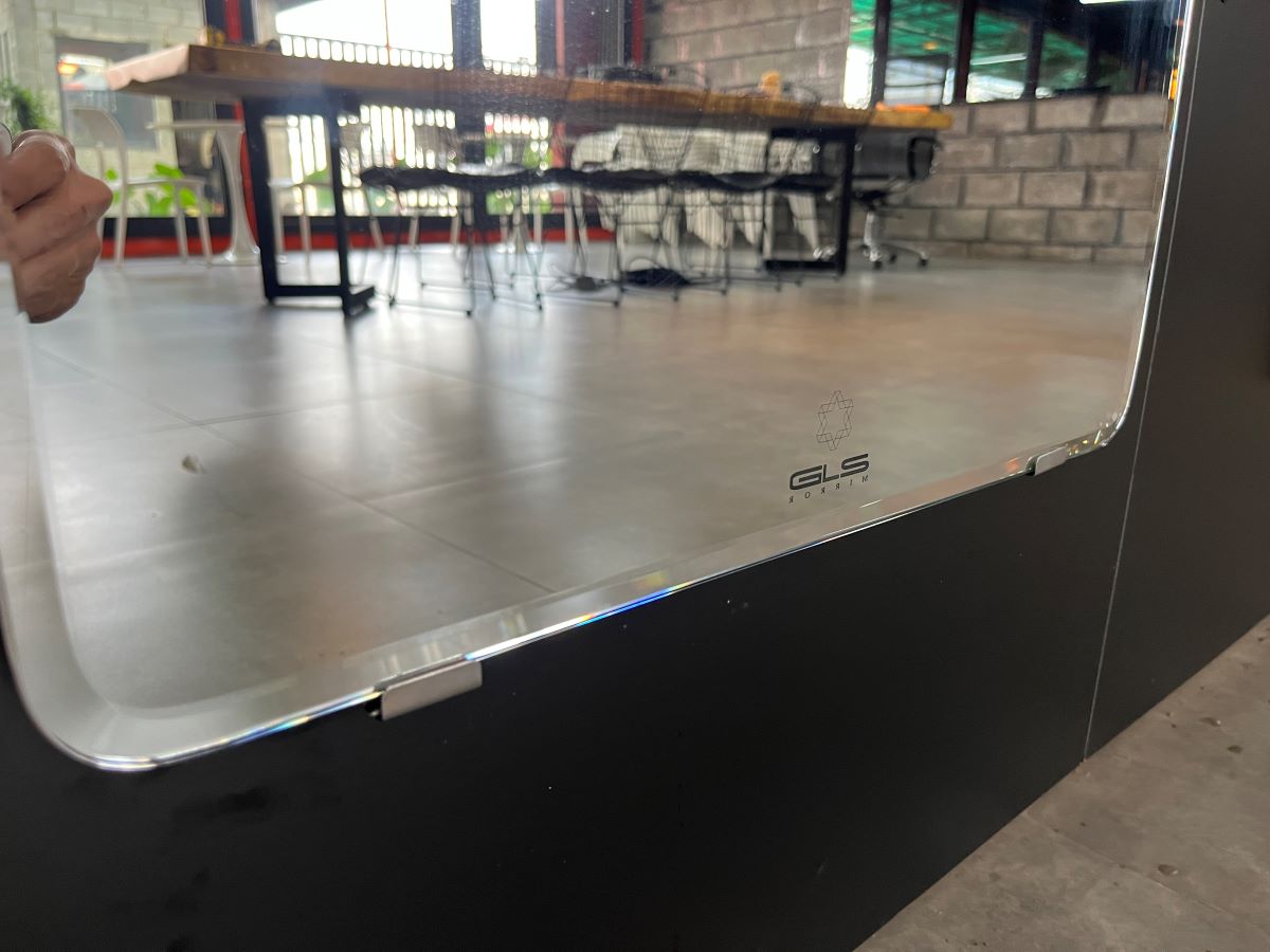 Gương trơn GLS VS00R51 chữ nhật đứng 60x80cm vát cạnh