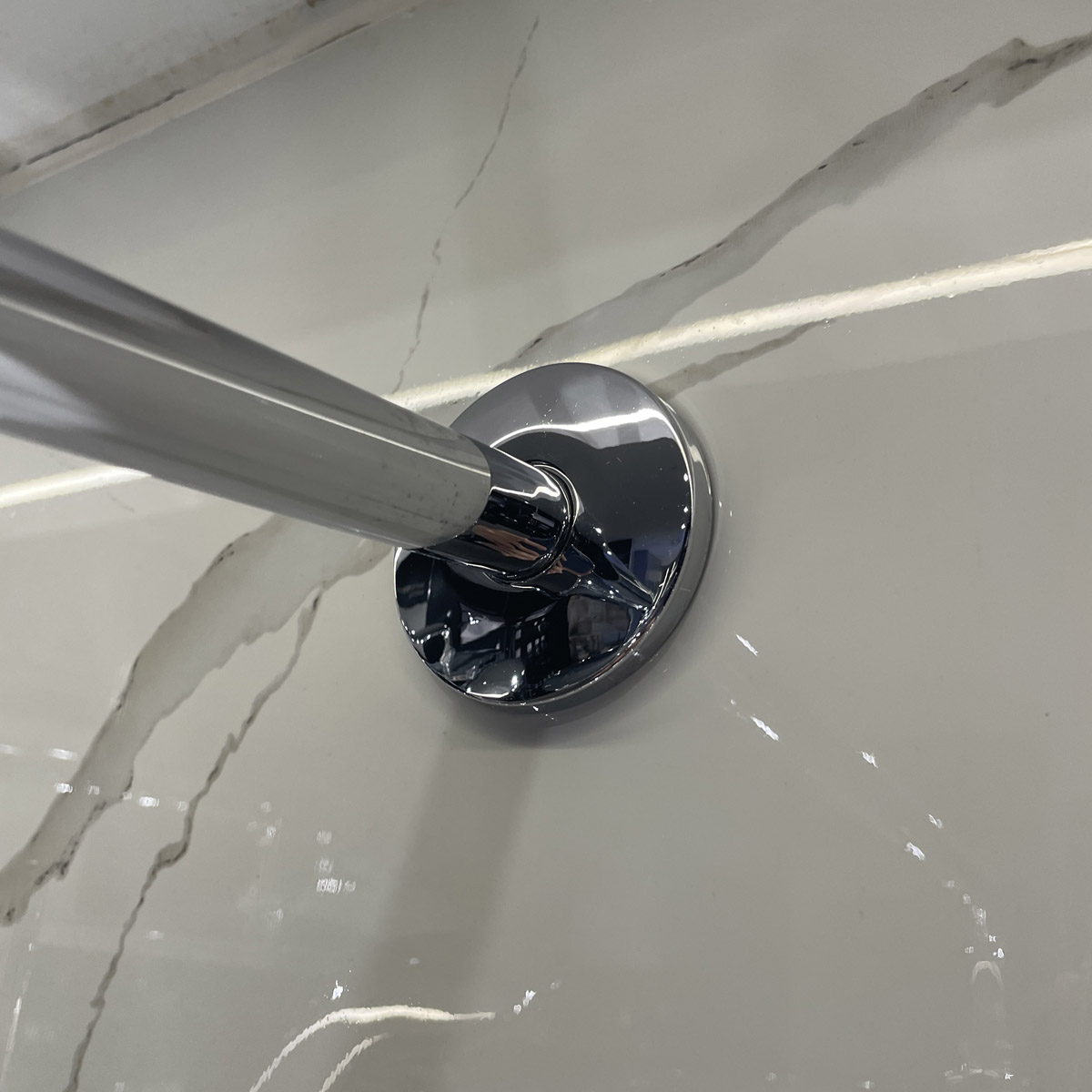 Bộ bát sen tắm gắn tường Rainshower Cosmopolitan 310 GROHE 26056000