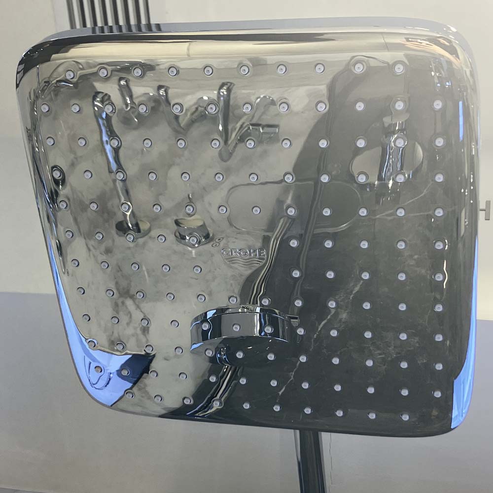 Bộ bát sen tắm gắn tường Tempesta 250 Cube GROHE 26682000