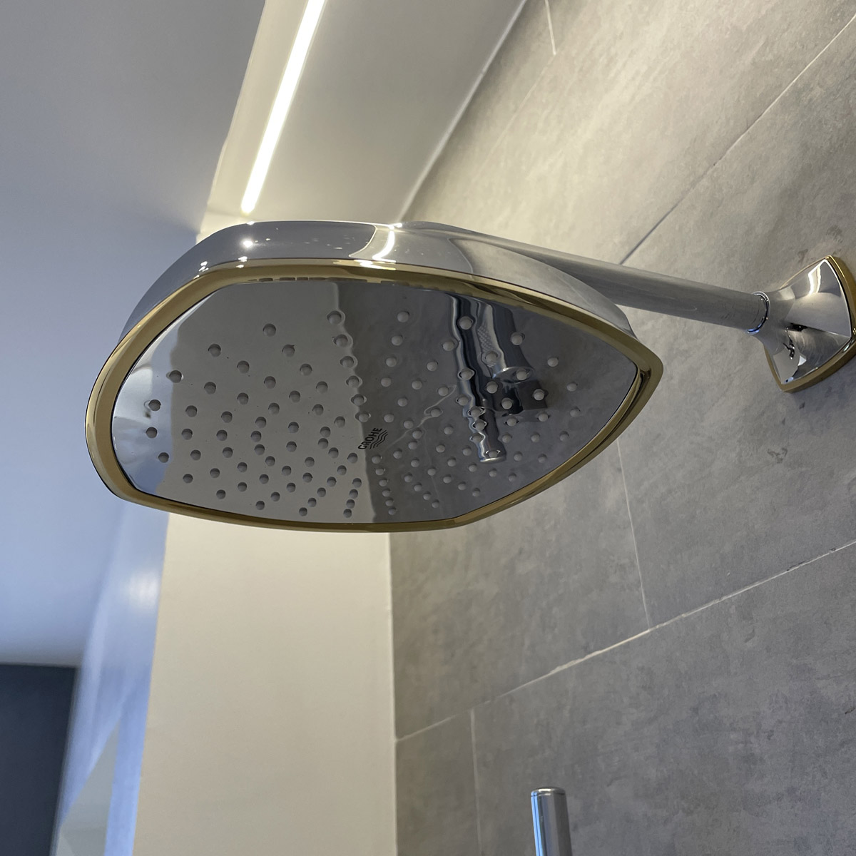 Bát sen Grandera 210 GROHE 27974IG0