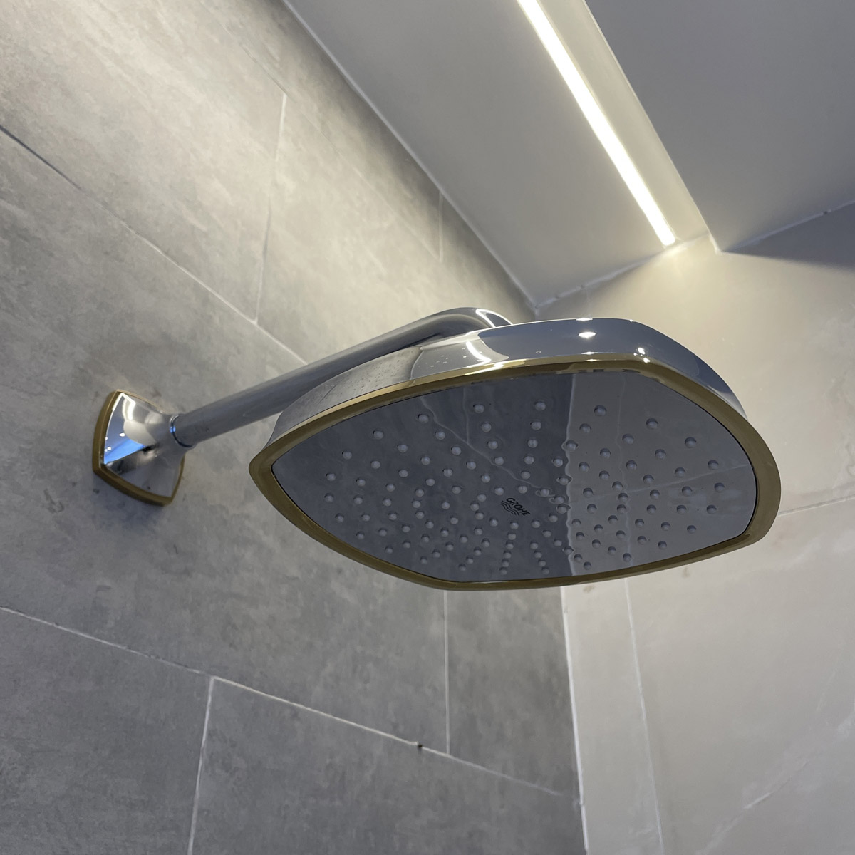 Bát sen Grandera 210 GROHE 27974IG0