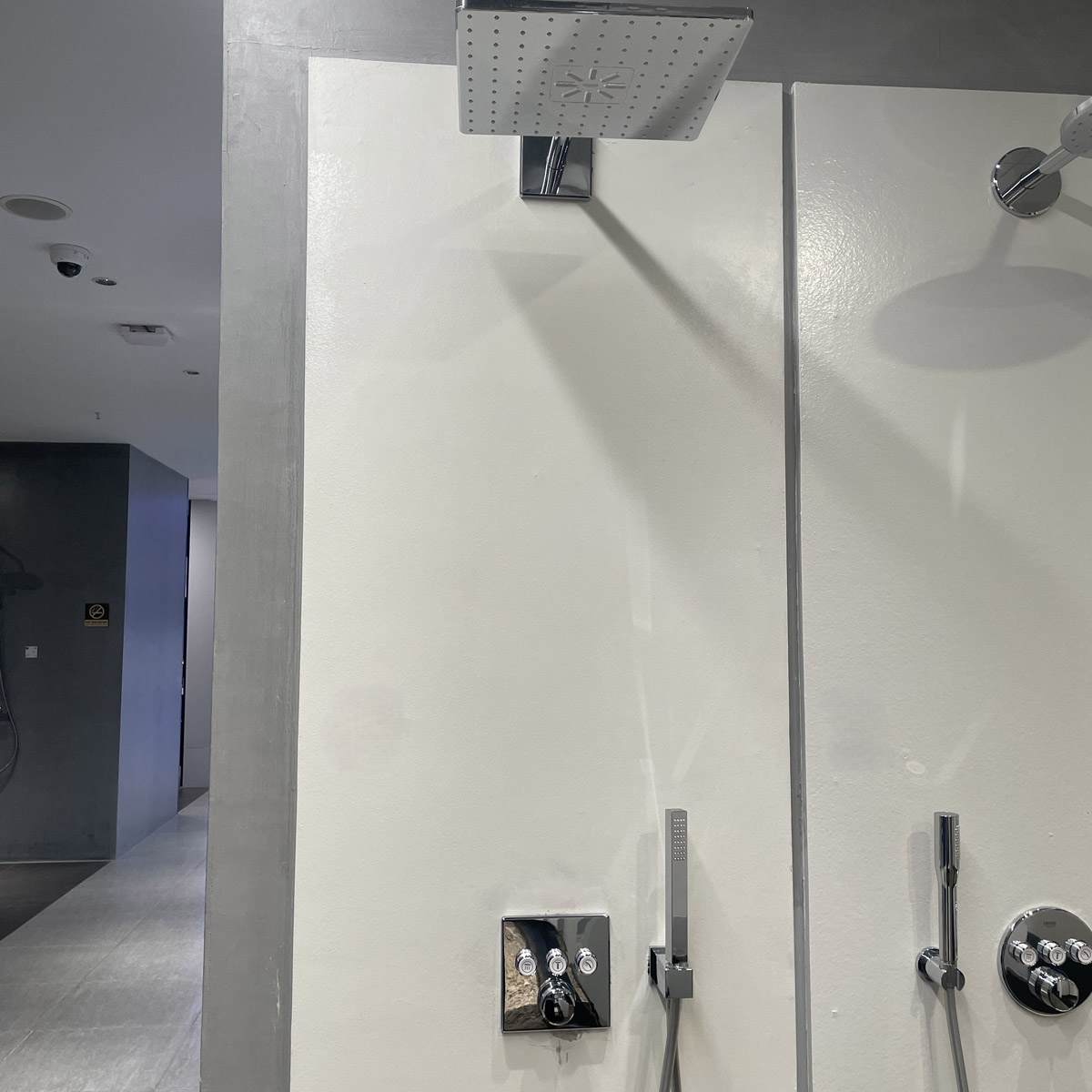 Bộ sen âm tường ổn nhiệt với bát sen GROHE 34706000