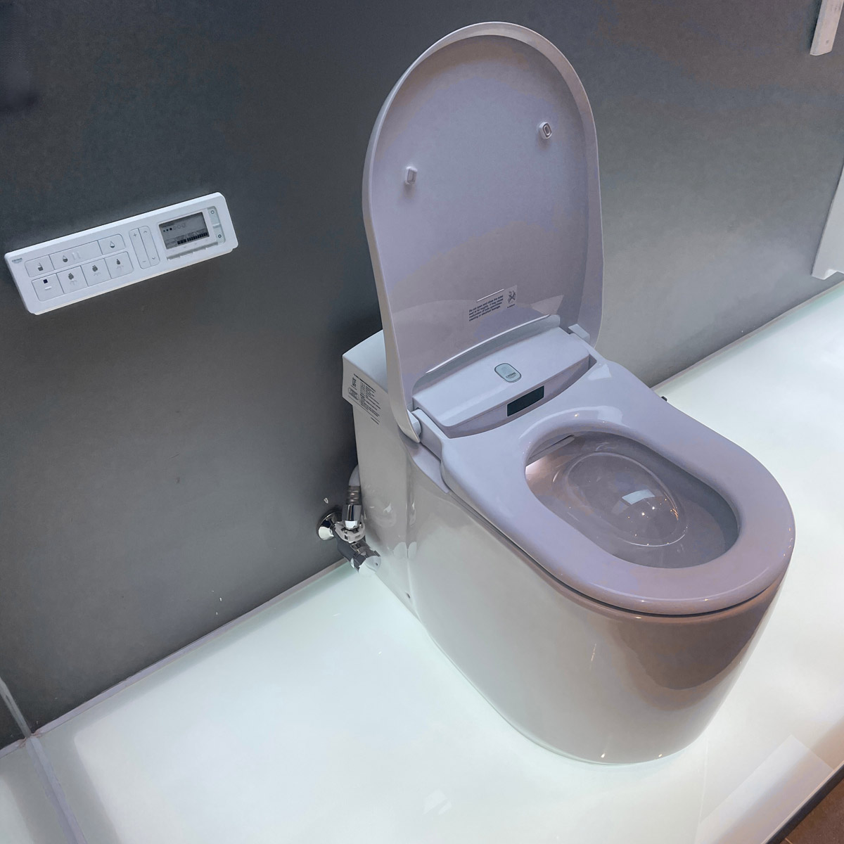 Bồn cầu đặt sàn cảm ứng Sensia Arena GROHE 36492SH0