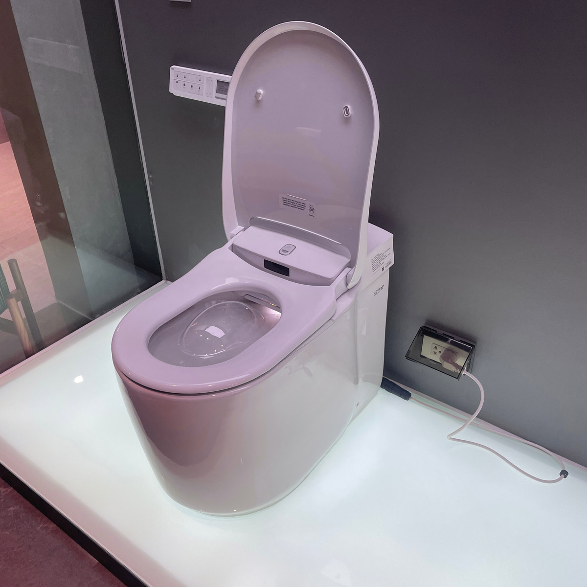 Bồn cầu đặt sàn cảm ứng Sensia Arena GROHE 36492SH0