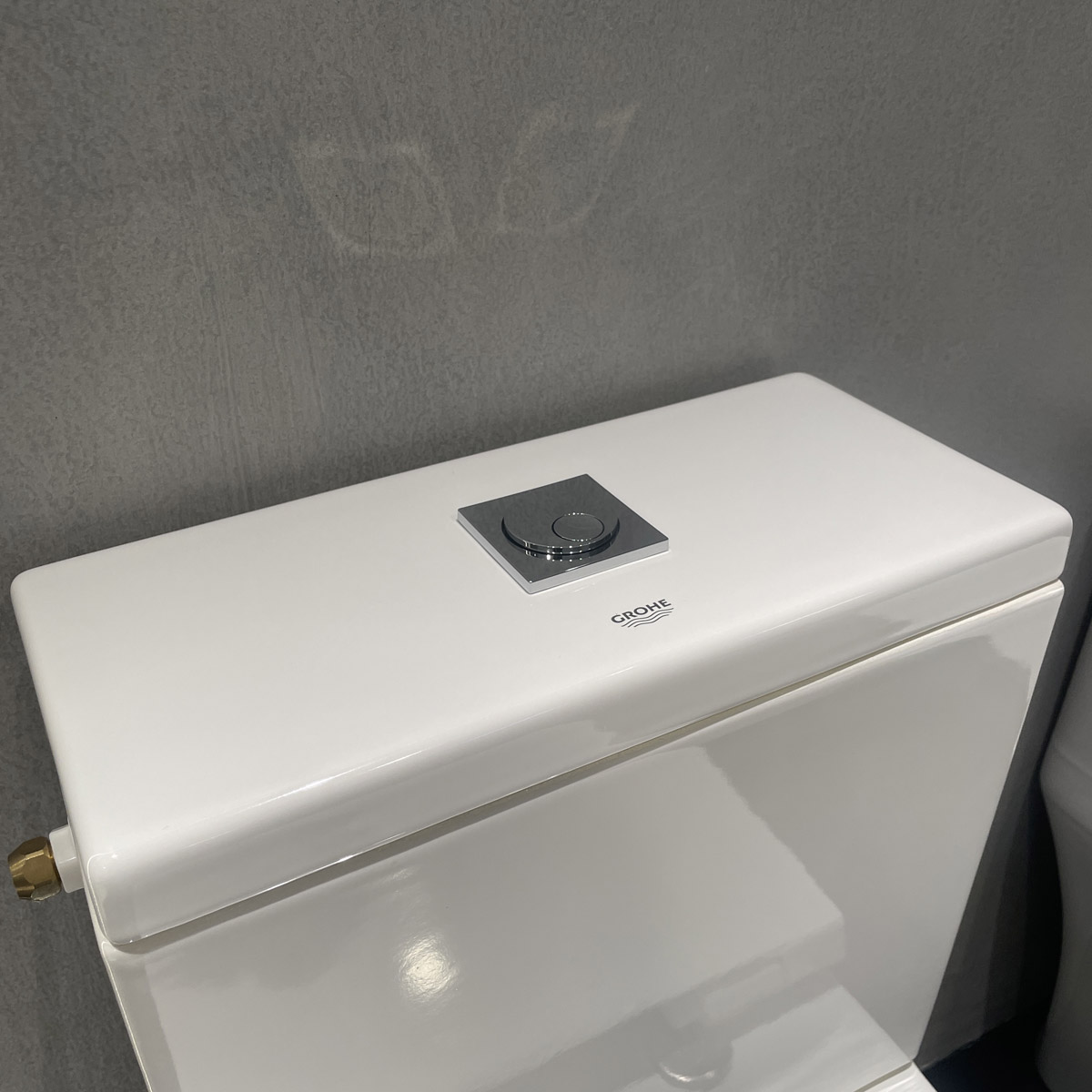 Thân bồn cầu 2 khối Cube Ceramic GROHE 3948400H