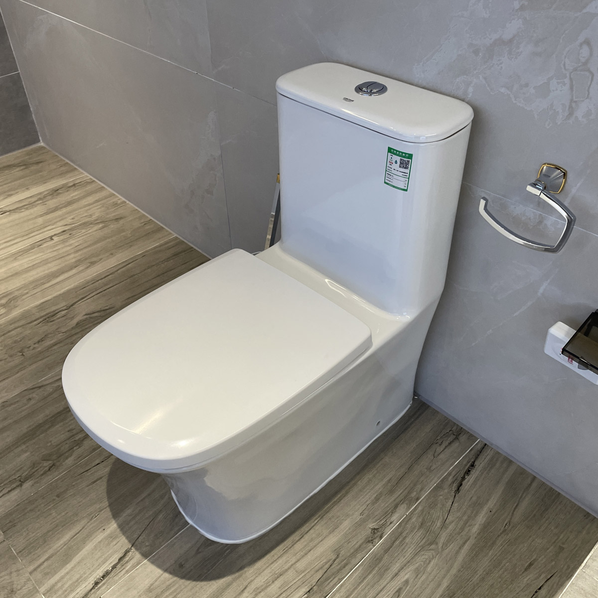 Bồn cầu một khối Eurostyle GROHE 39310000