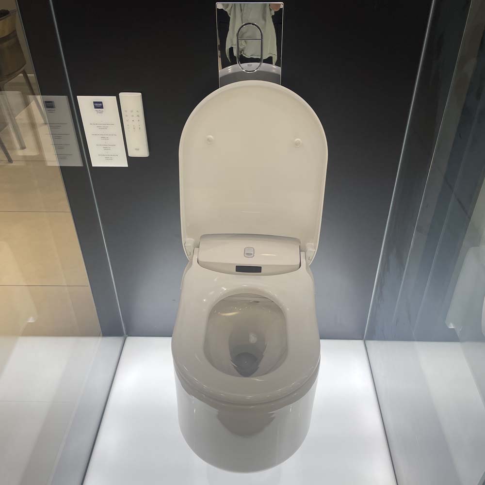 Bồn cầu treo tường thông minh Sensia Arena GROHE 39354SH1