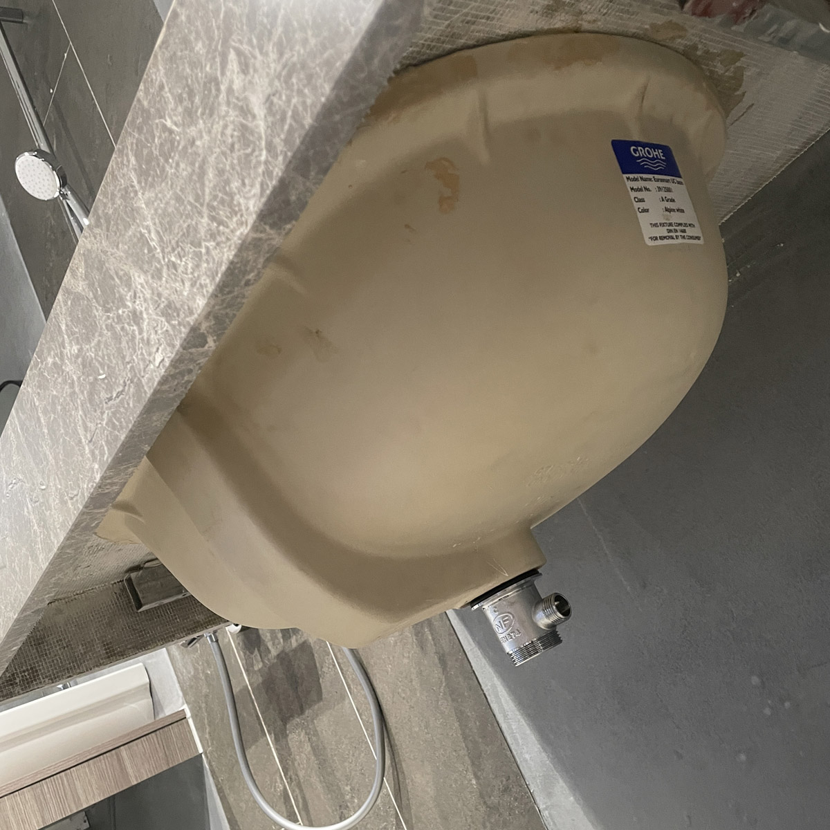 Chậu rửa mặt lavabo âm bàn GROHE 39125001