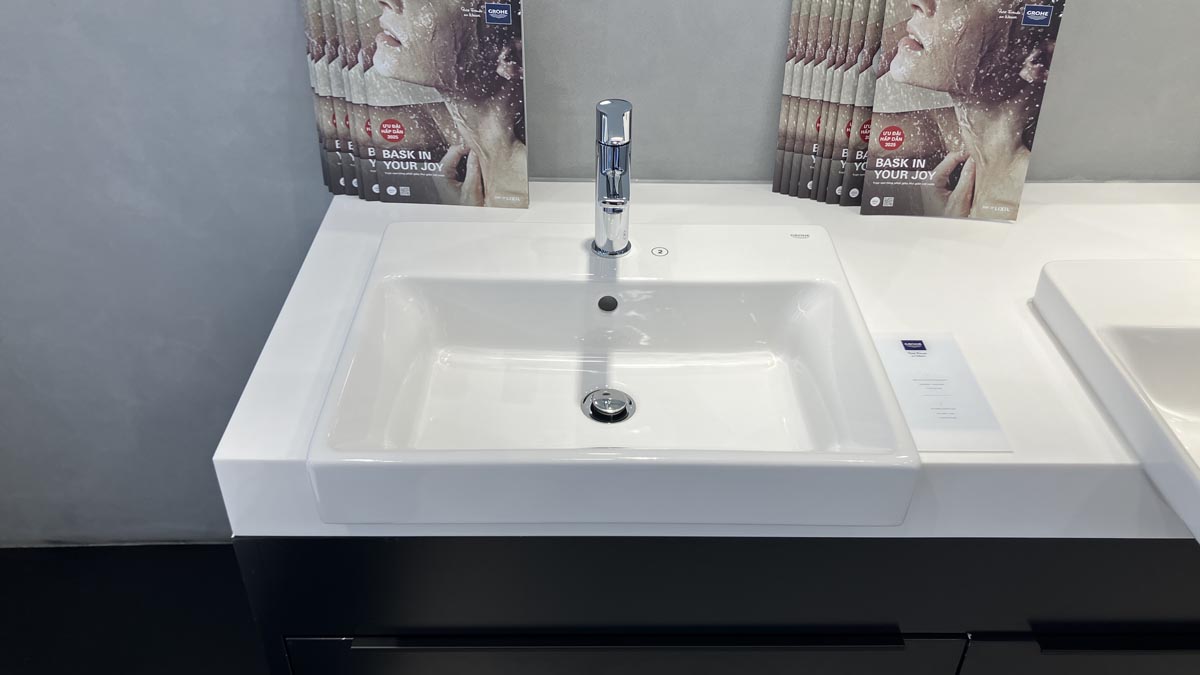 Chậu rửa mặt lavabo bán âm GROHE 3970800H