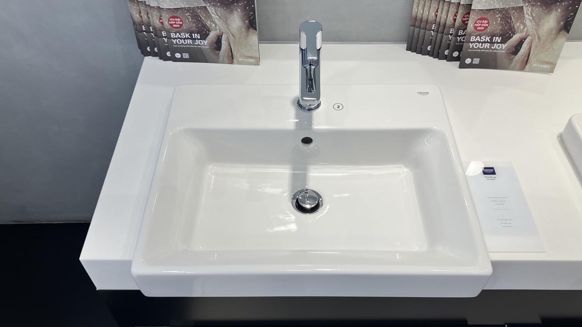 Chậu rửa mặt lavabo bán âm GROHE 3970800H