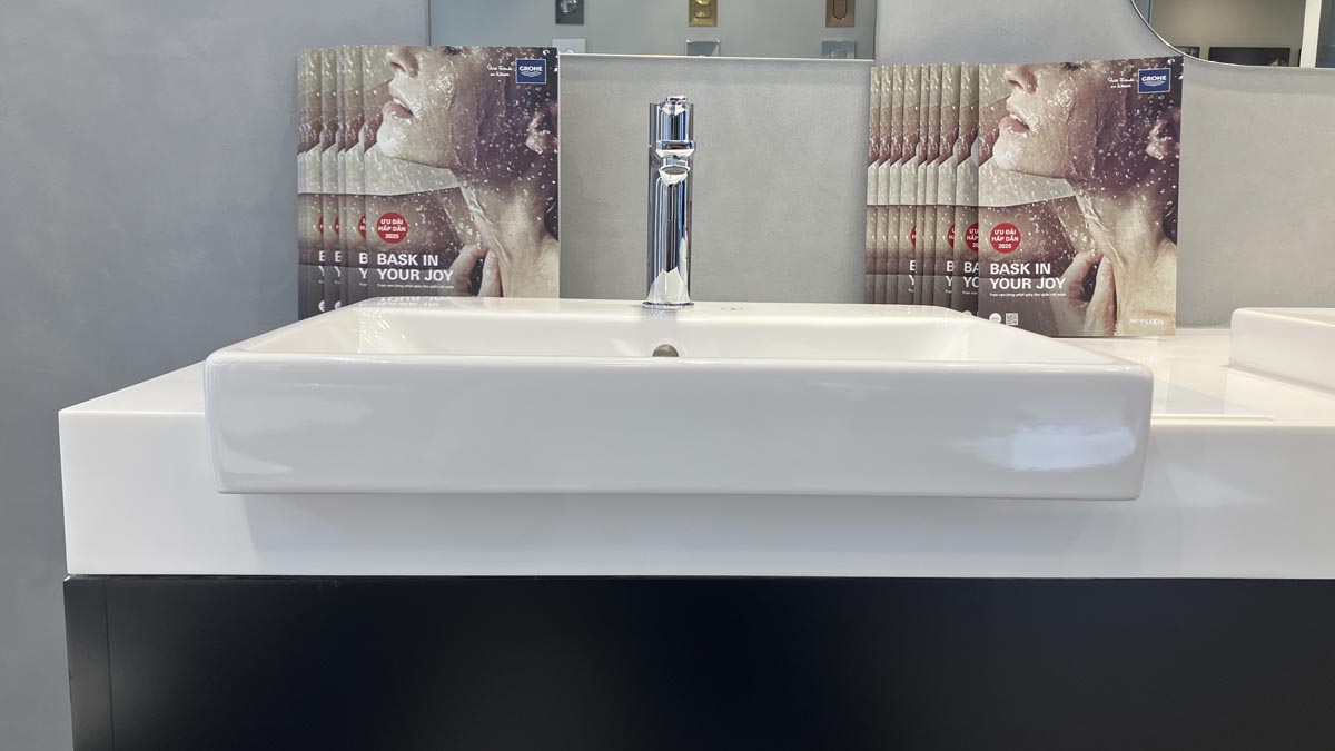 Chậu rửa mặt lavabo bán âm GROHE 3970800H
