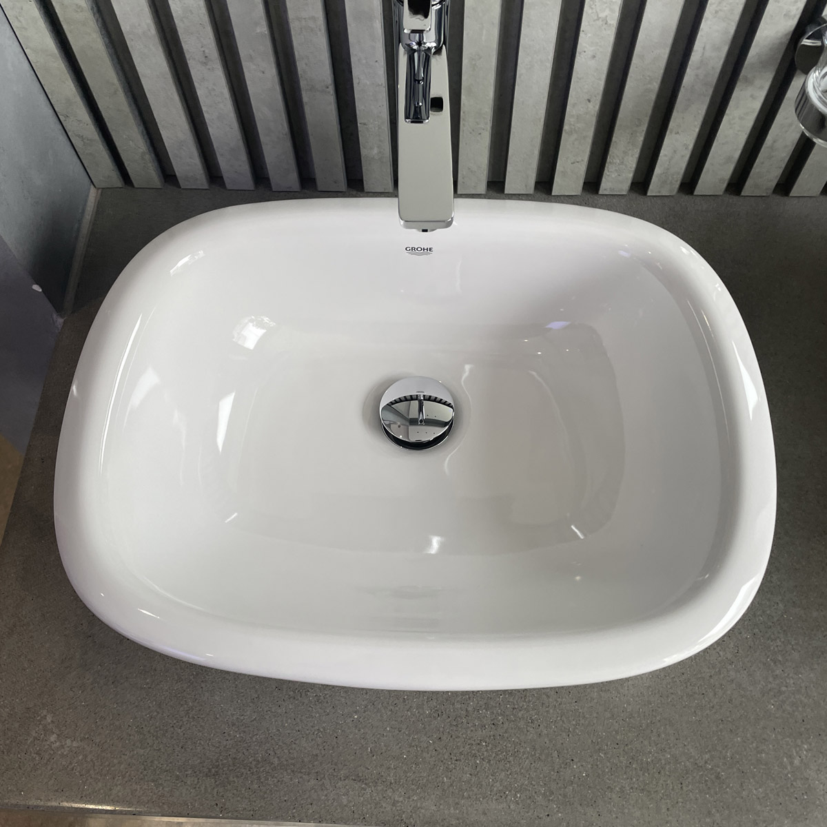 Chậu lavabo đặt bàn Eurostyle GROHE 39216000