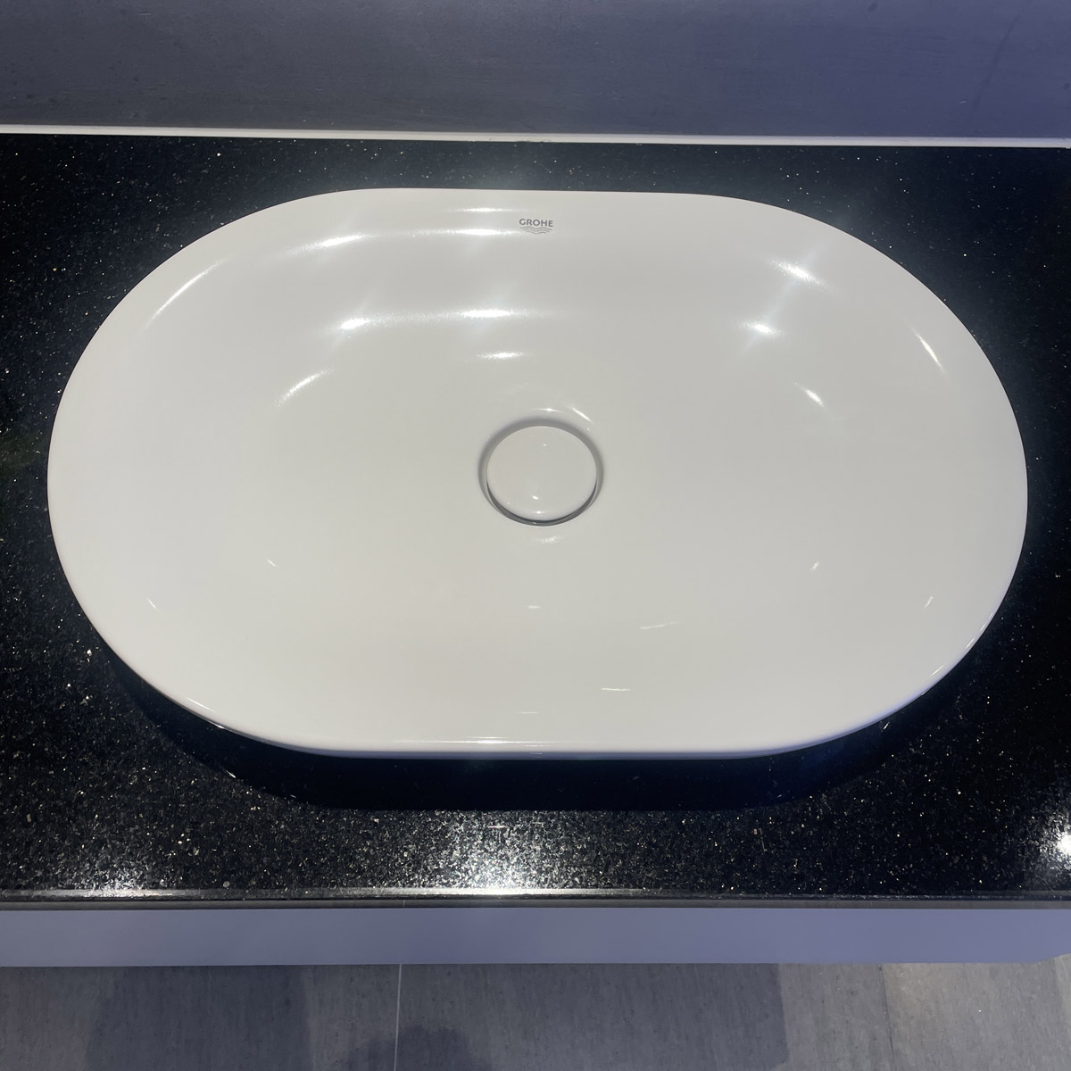 Chậu rửa lavabo đặt bàn Essence GROHE 3960800H