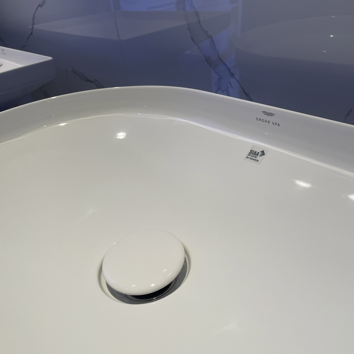Chậu lavabo đặt bàn AIRIO GROHE 3996300H