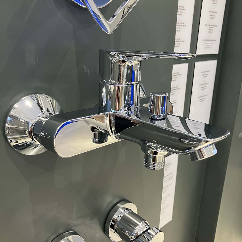 Củ sen tắm nóng lạnh BauLoop GROHE 23603001