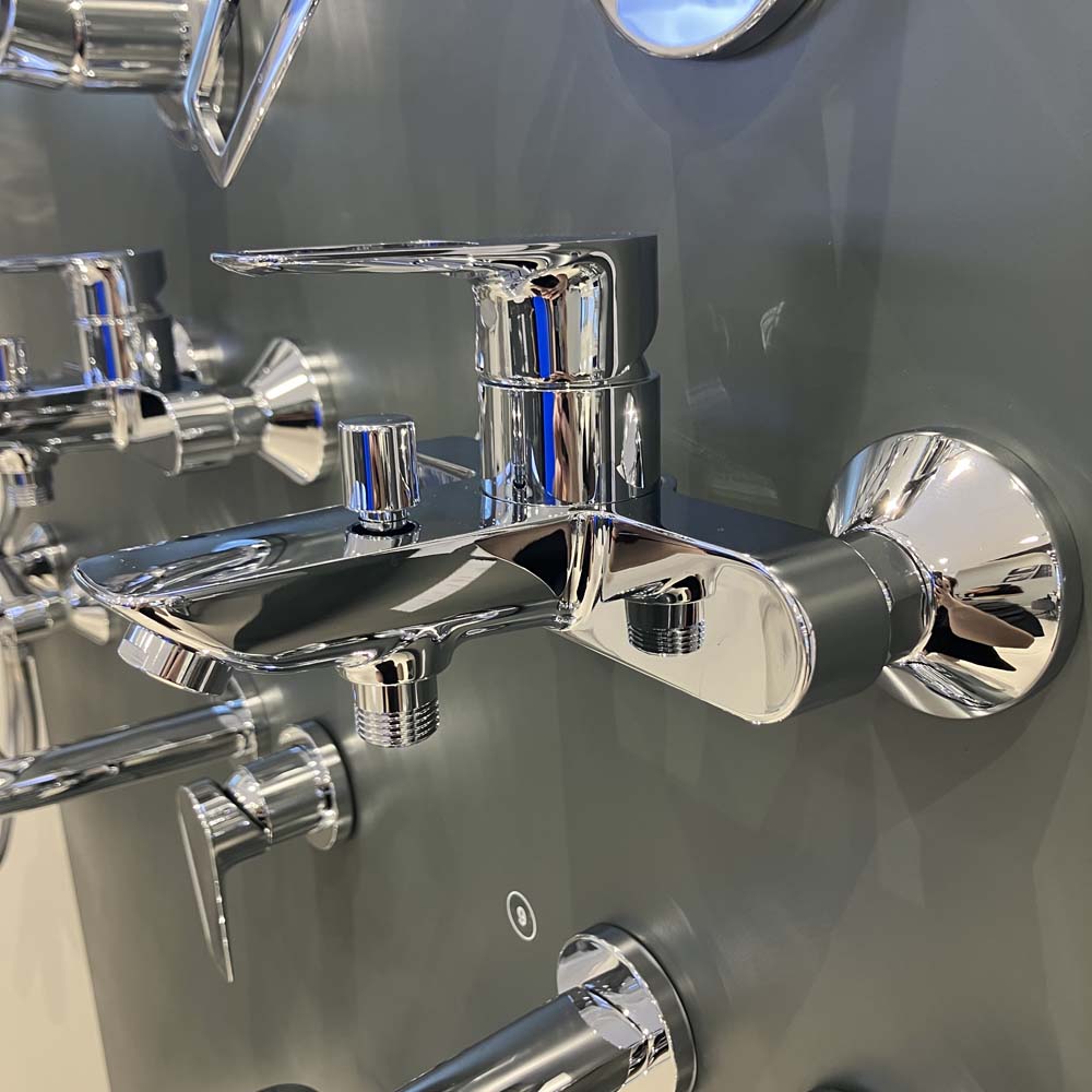 Củ sen tắm nóng lạnh BauLoop GROHE 23603001