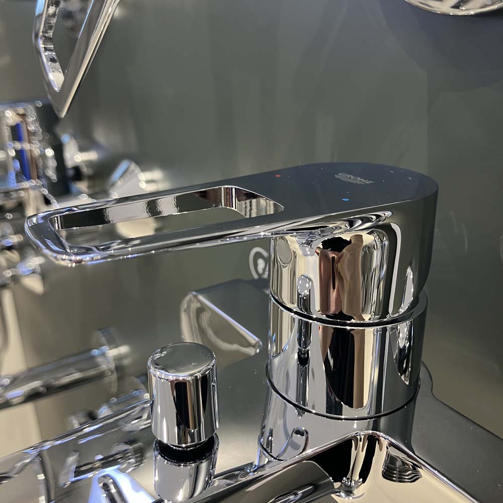 Củ sen tắm nóng lạnh BauLoop GROHE 23603001