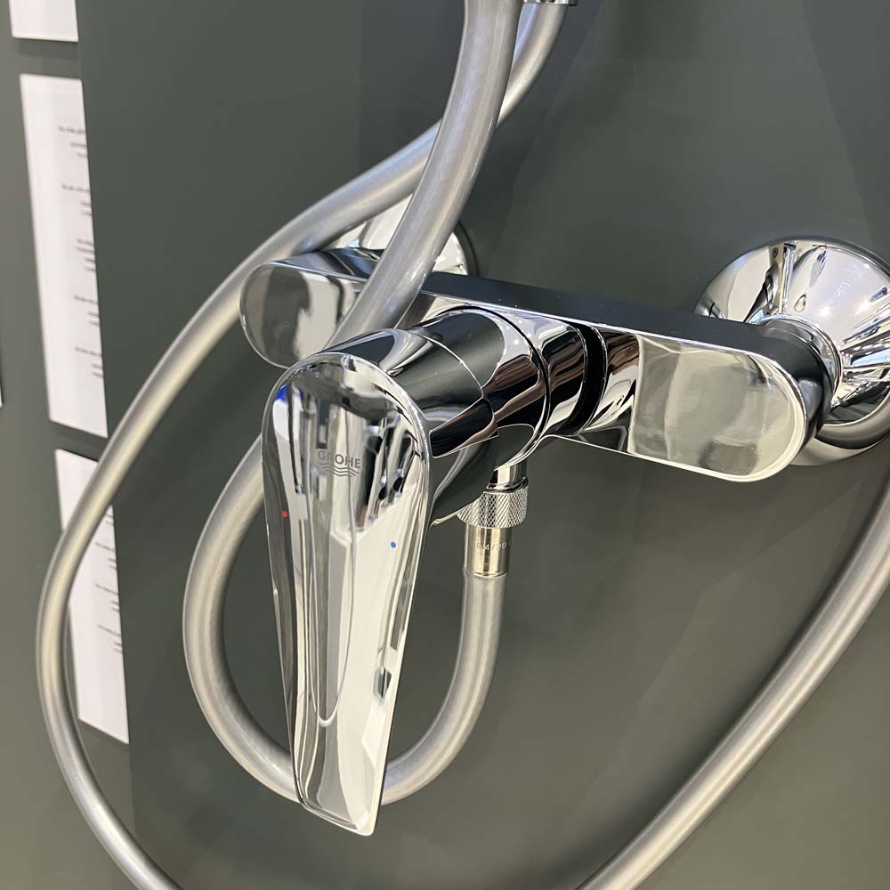 Củ sen tắm nóng lạnh BauEdge GROHE 23636001