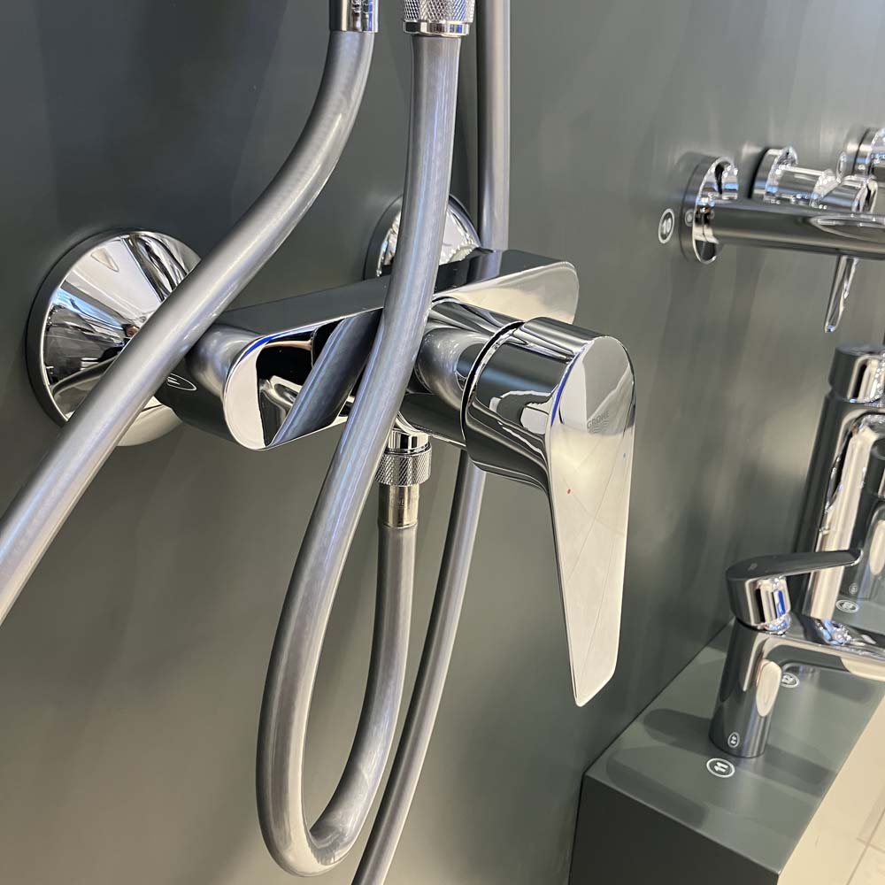 Củ sen tắm nóng lạnh BauEdge GROHE 23636001