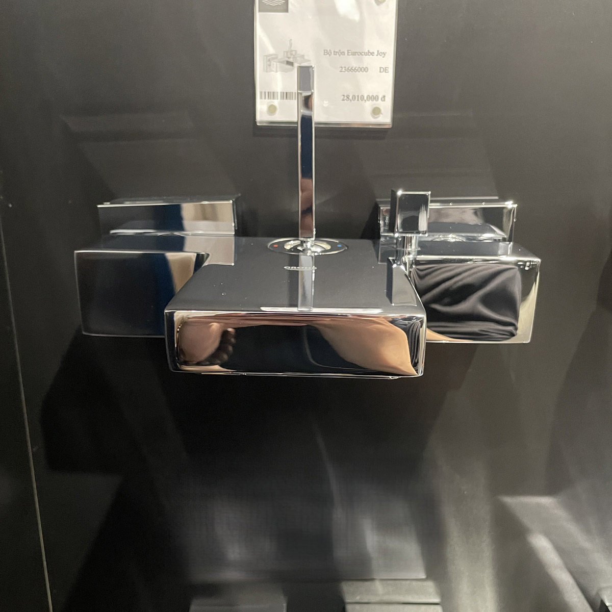 Củ sen tắm nóng lạnh Eurocube GROHE 23666000