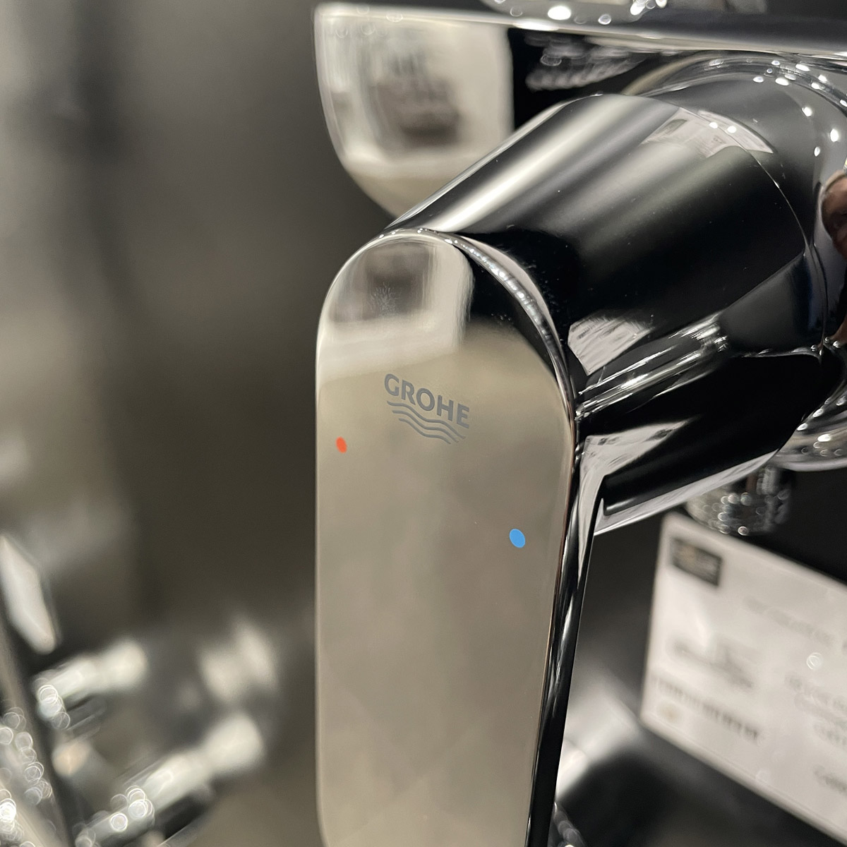 Củ sen tắm nóng lạnh Eurosmart Cosmopolitan GROHE 32837000