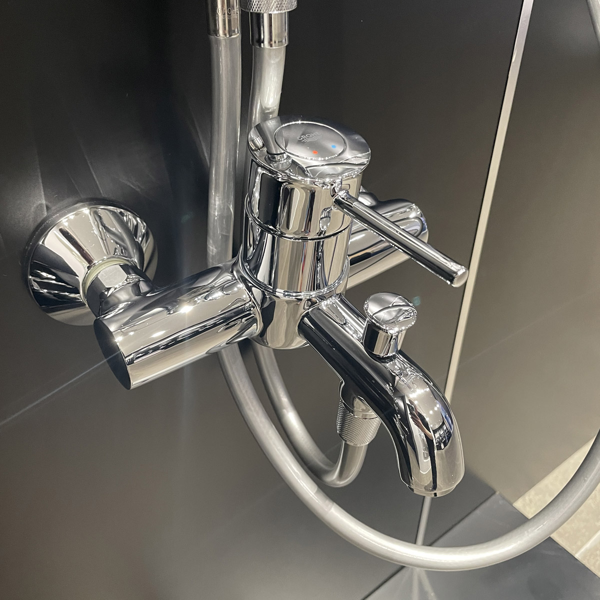 Củ sen tắm nóng lạnh GROHE 32865000