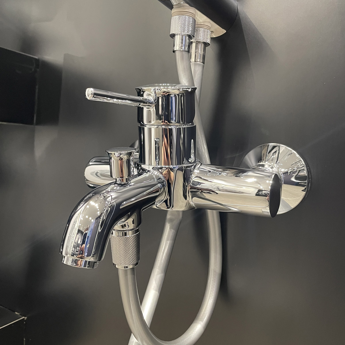 Củ sen tắm nóng lạnh GROHE 32865000