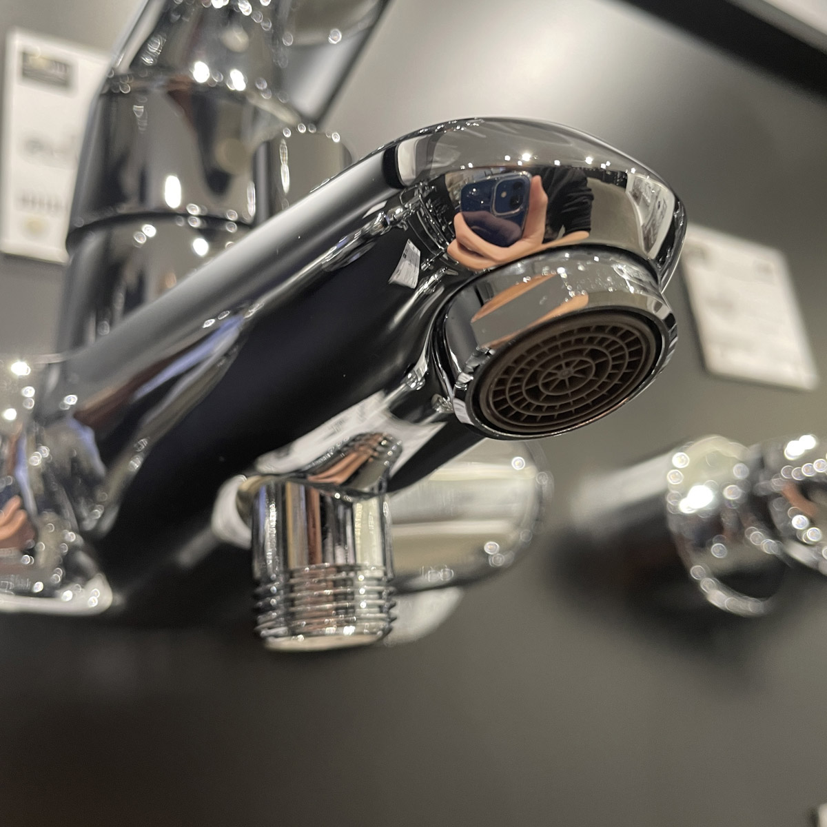 Củ sen tắm nóng lạnh Eurodisc Cosmo Grohe 33390002