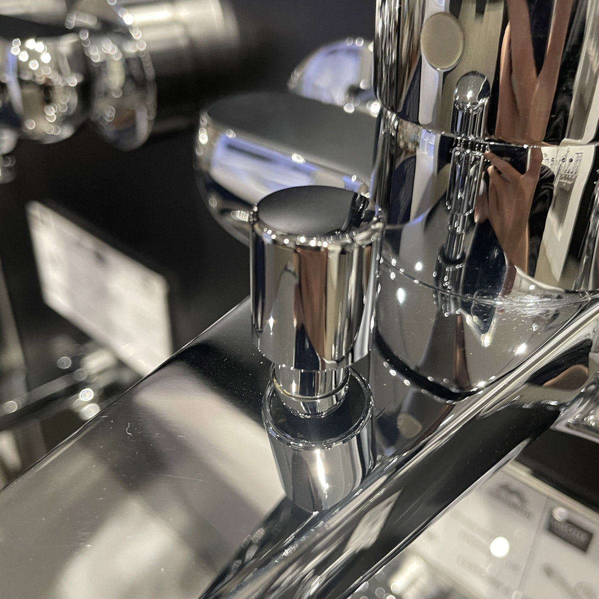 Củ sen tắm nóng lạnh Eurodisc Cosmo Grohe 33390002