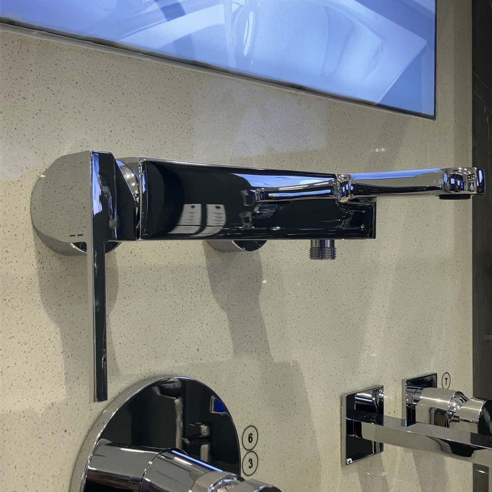 Củ sen tắm nóng lạnh Plus GROHE 33553003