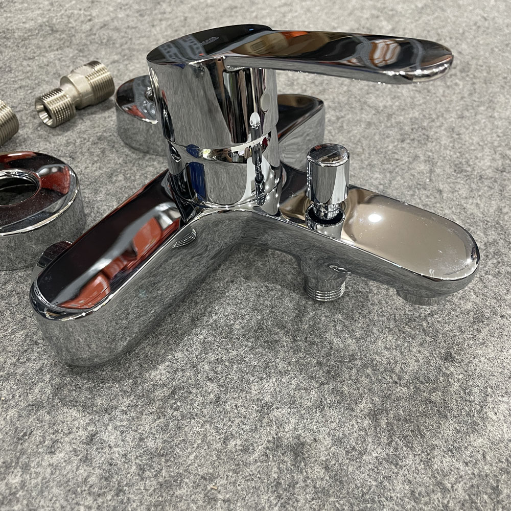 Củ sen tắm nóng lạnh Eurostyle Cosmo Grohe 33591002