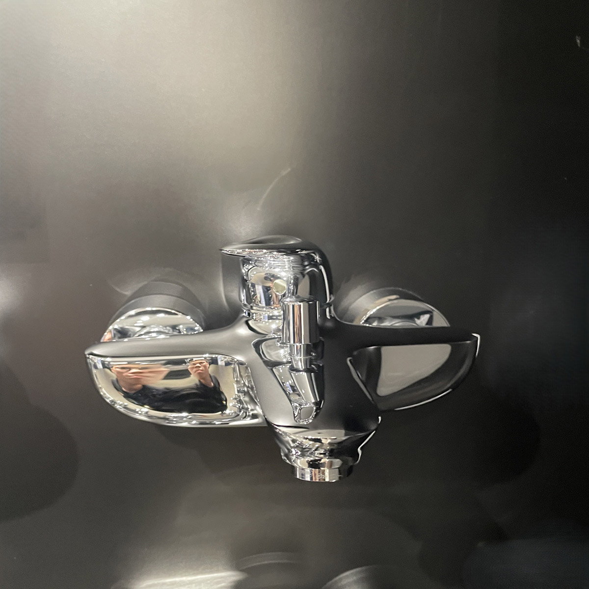 Củ sen tắm nóng lạnh Eurostyle GROHE 33591003