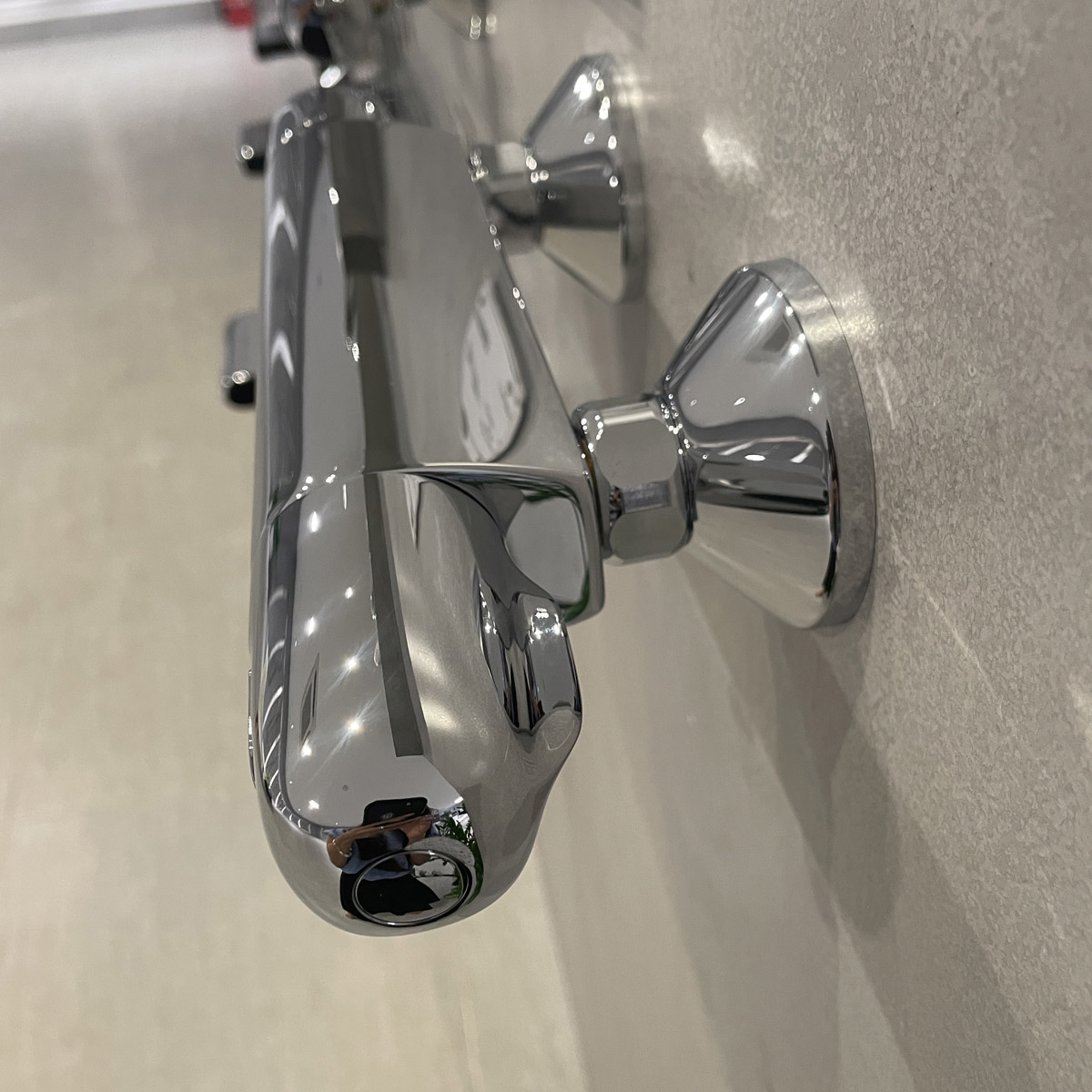 Củ sen tắm nhiệt độ Grohtherm 1000 GROHE 34143003