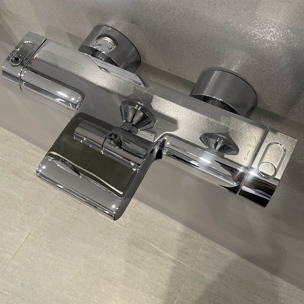 Củ sen tắm nhiệt độ Grohtherm 2000 GROHE 34174001