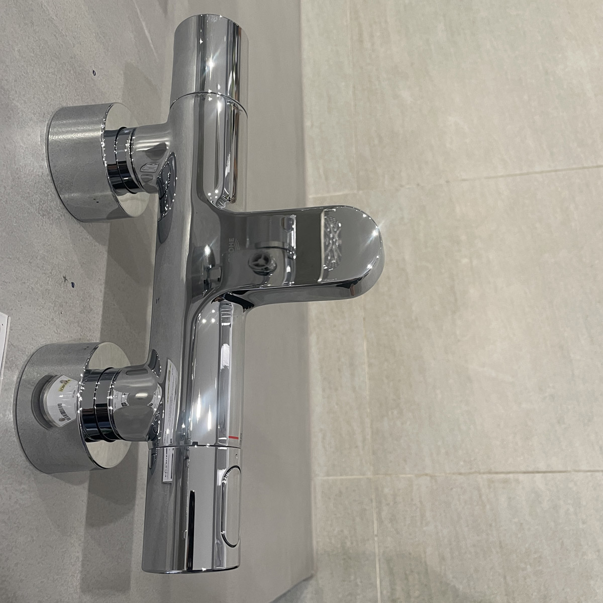 Củ sen tắm nhiệt độ Grohtherm 3000 Cosmopolitan GROHE 34276000