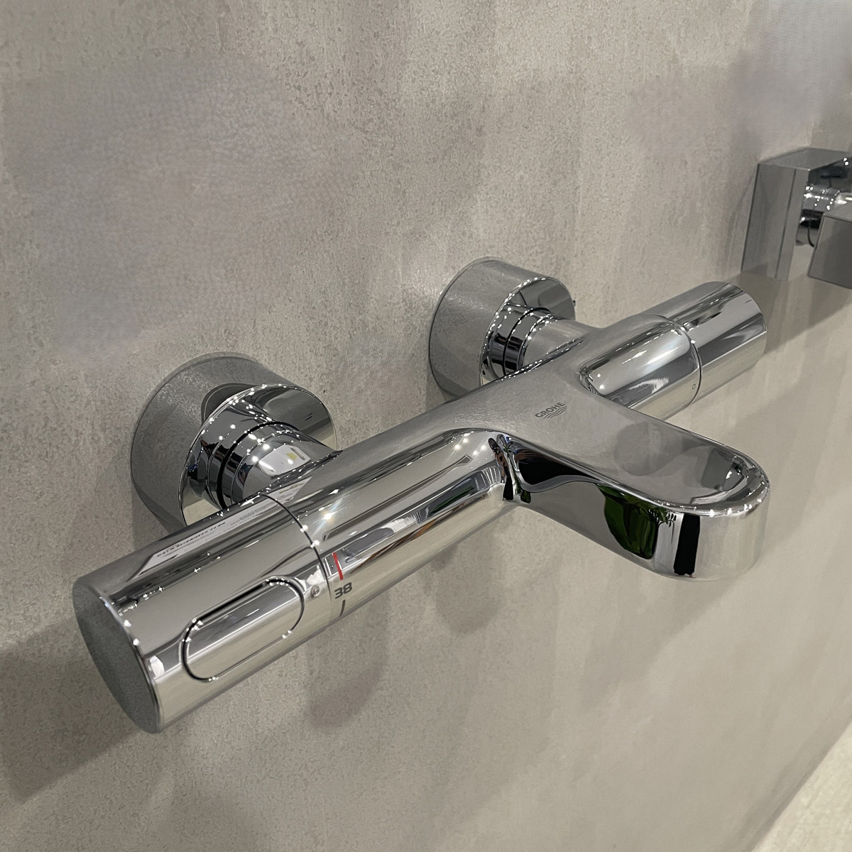 Củ sen tắm nhiệt độ Grohtherm 3000 Cosmopolitan GROHE 34276000