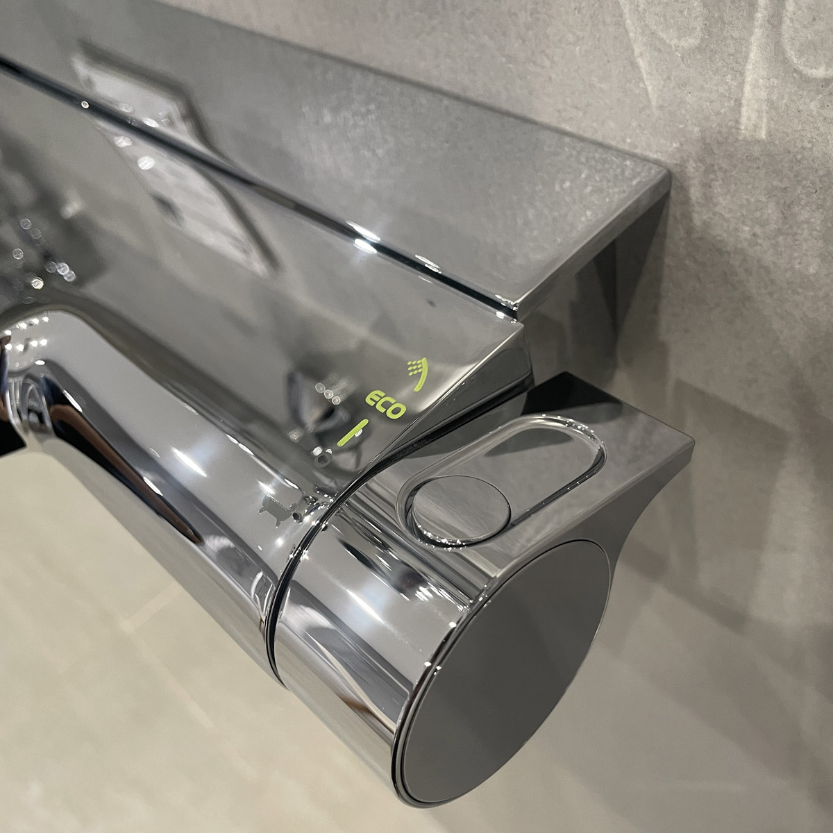 Củ sen tắm nhiệt độ Grohtherm 2000 GROHE 34464001