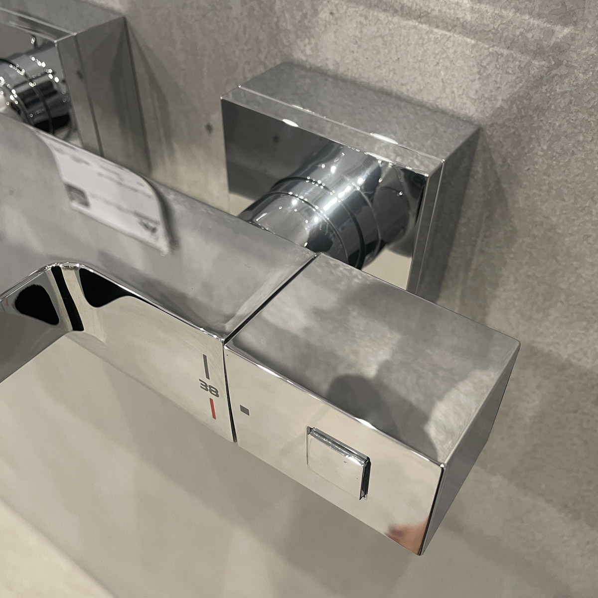 Củ sen tắm nhiệt độ Grohtherm Cube GROHE 34497000
