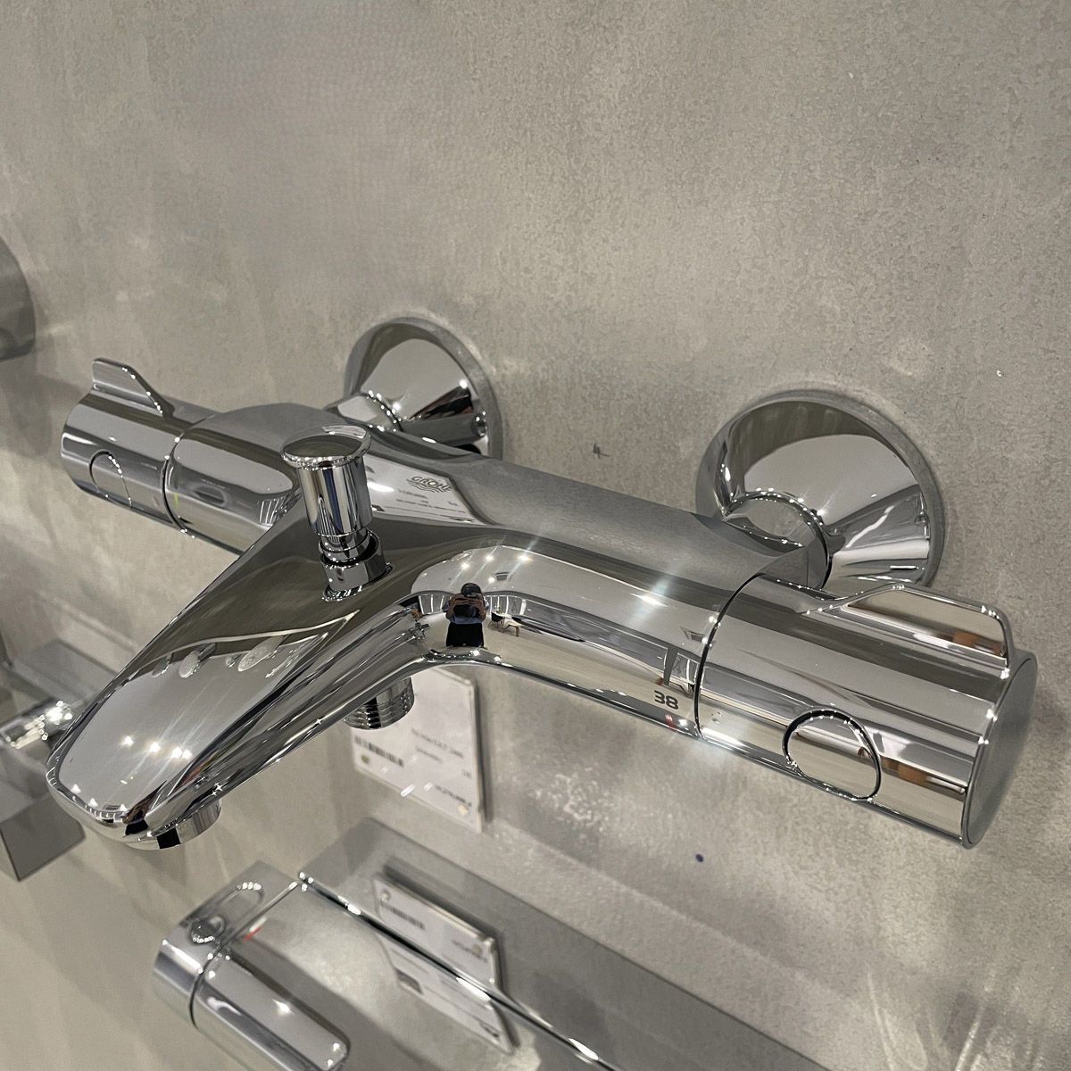 Bộ trộn sen tắm ổn nhiệt 2 chế độ Grohtherm 800 GROHE 34567000