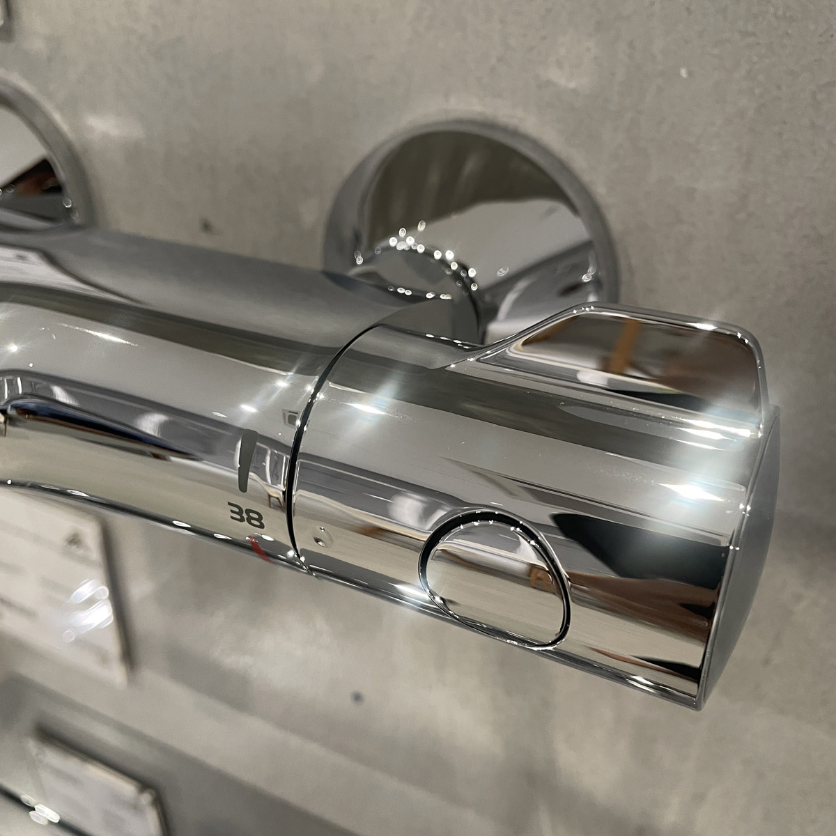 Bộ trộn sen tắm ổn nhiệt 2 chế độ Grohtherm 800 GROHE 34567000