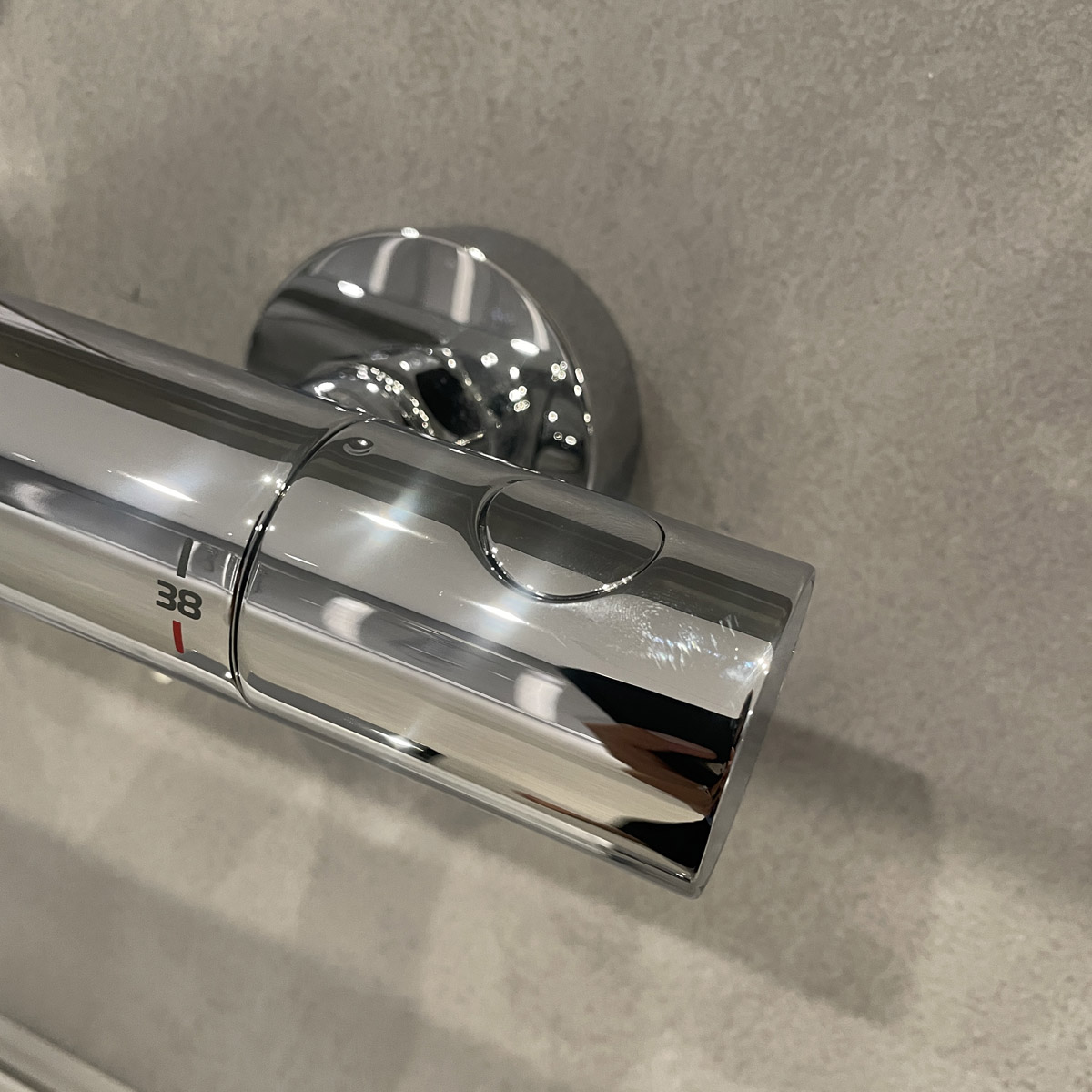 Củ sen tắm nhiệt độ Grohtherm 800 GROHE 34765000