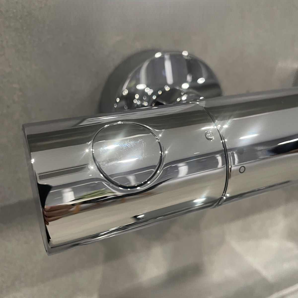 Củ sen tắm nhiệt độ Grohtherm 800 GROHE 34766000