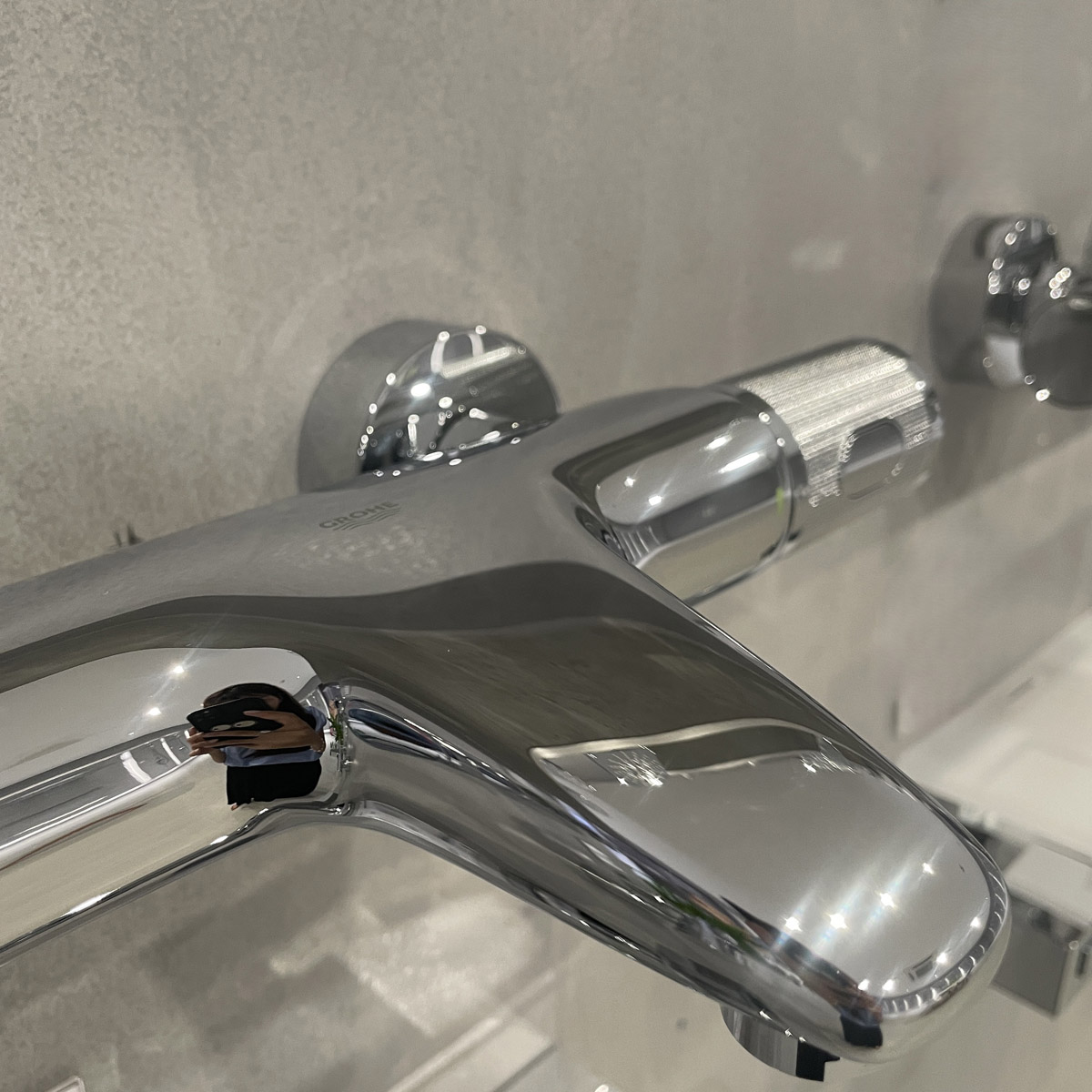 Củ sen tắm nhiệt độ Grohtherm 1000 GROHE 34779000