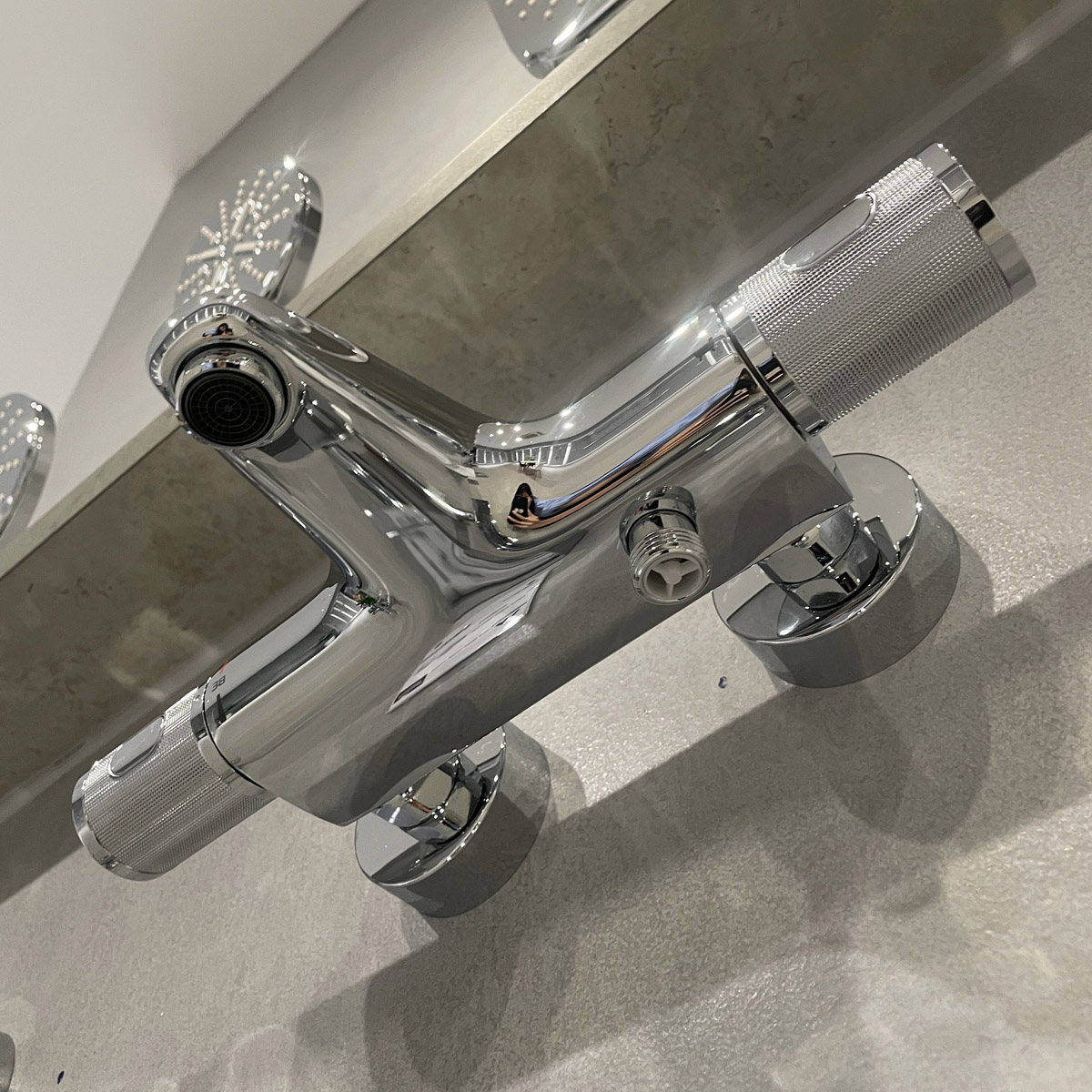 Củ sen tắm nhiệt độ Grohtherm 1000 GROHE 34779000