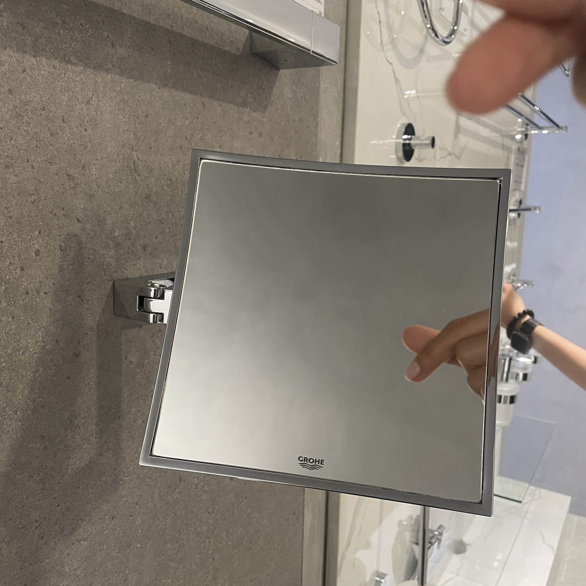 Gương trang điểm Selection Cube GROHE 40808000