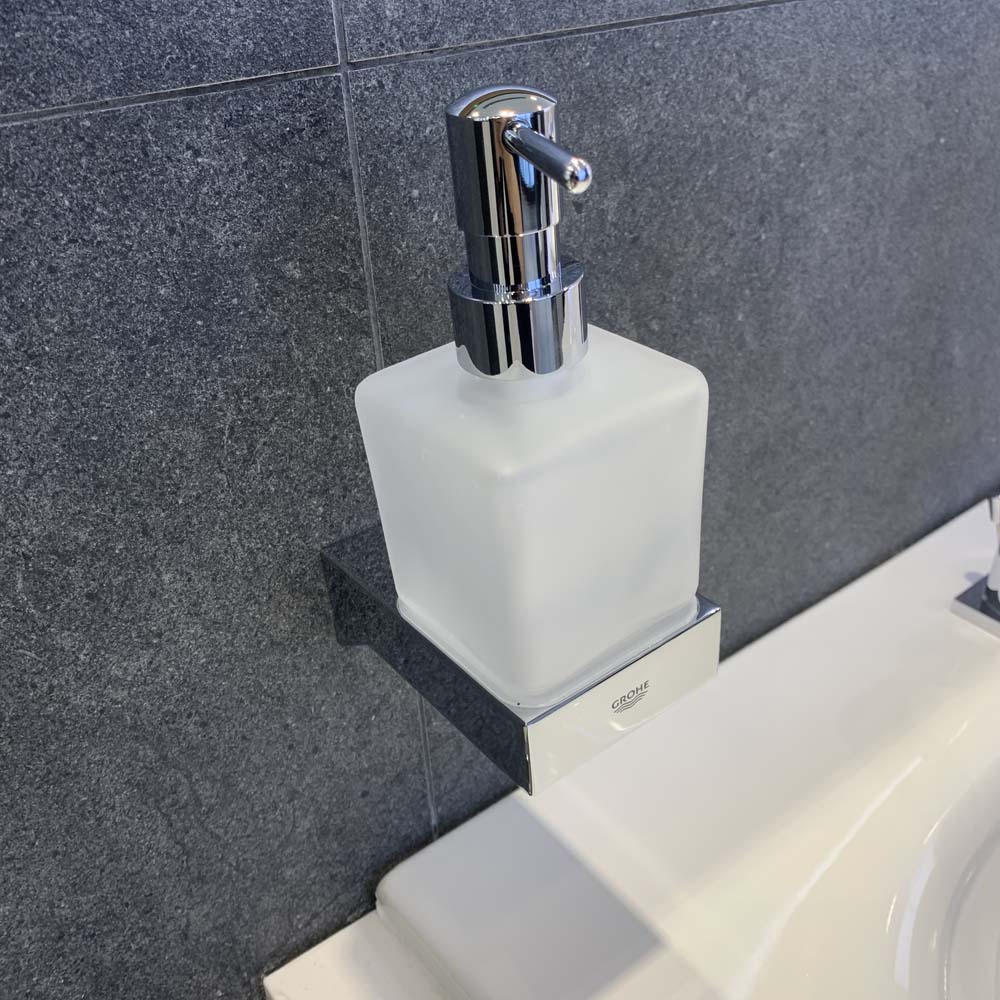 Hộp xịt xà phòng Selection Cube GROHE 40805000