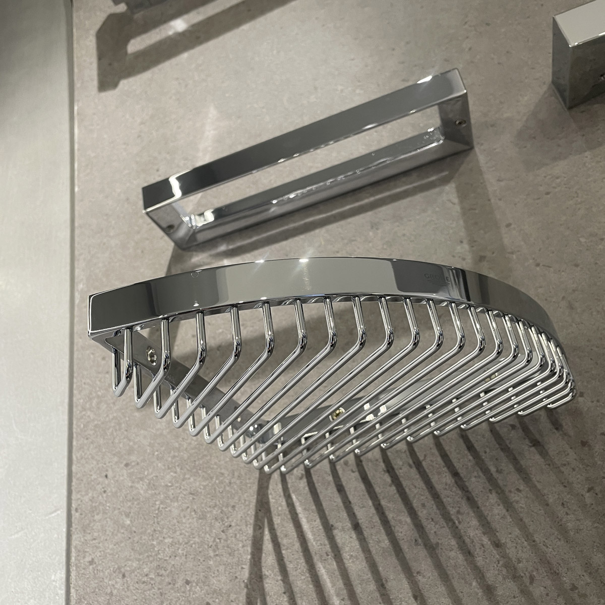 Kệ góc đựng xà phòng Selection Cube GROHE 40809000